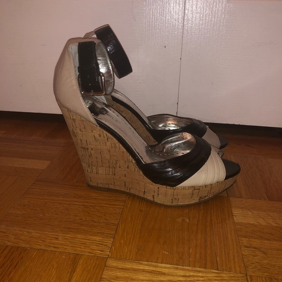 Black & Beige Heels - Picture 3 of 3